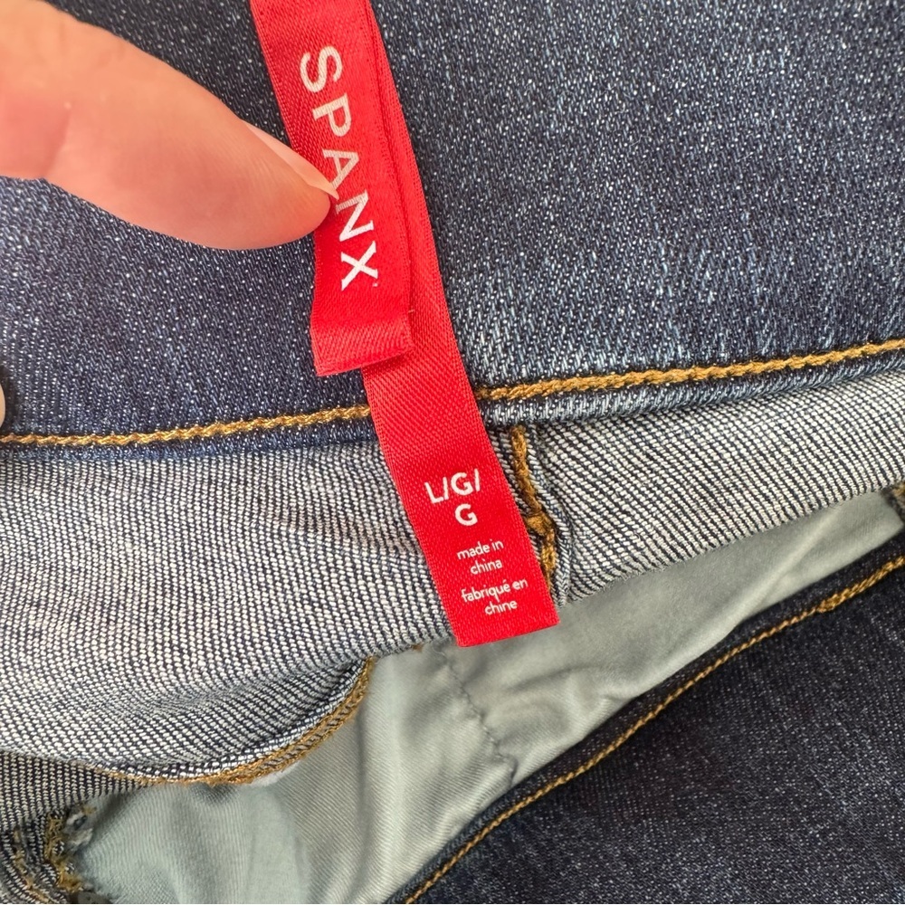 SPANX Pull On Skinny Jeans - Picture 4 of 8